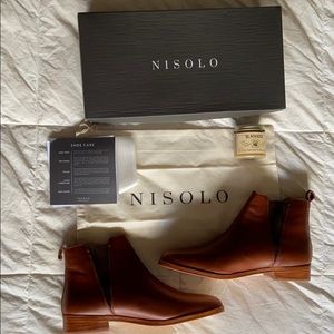 Brown leather Nisolo boots